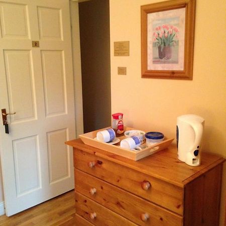 Kilbora B&B Camolin Szoba fotó