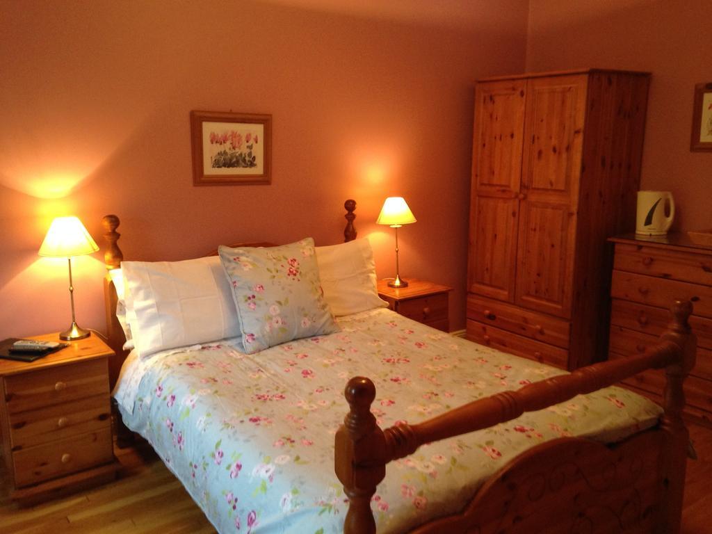 Kilbora B&B Camolin Szoba fotó